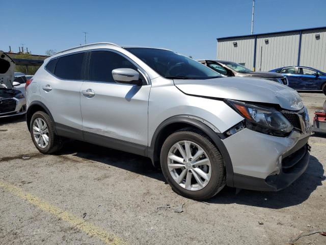  NISSAN ROGUE 2017 Silver