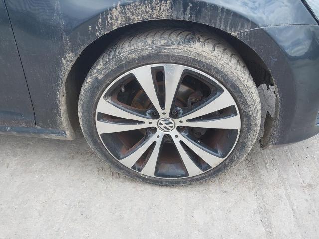 2013 VOLKSWAGEN GOLF S BLU