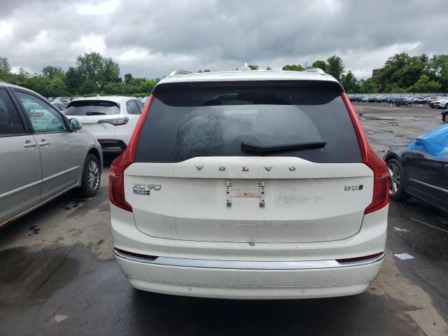  VOLVO XC90 CORE 2024 Белы