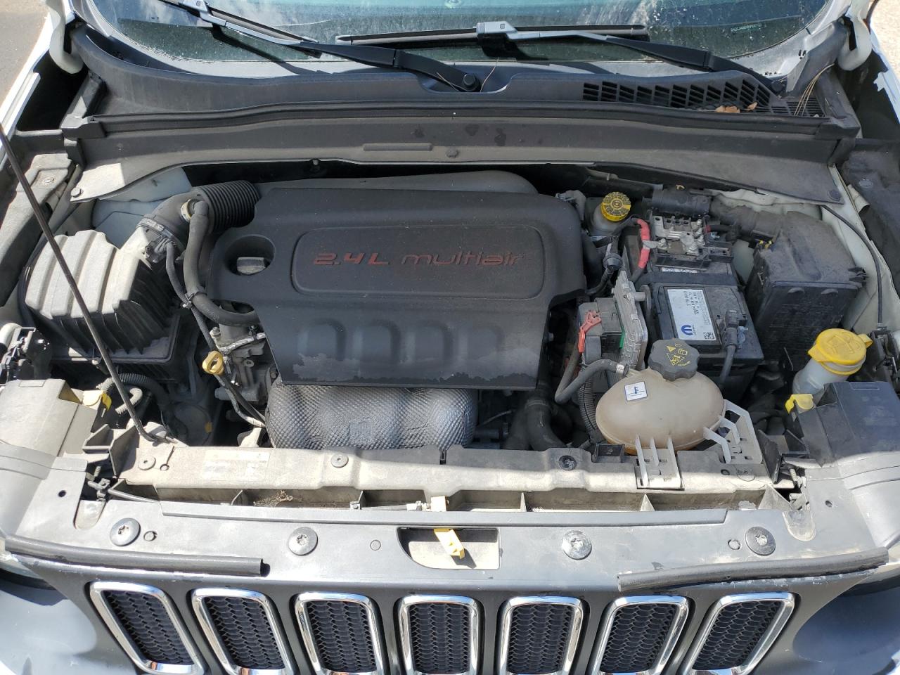 2017 Jeep Renegade Latitude VIN: ZACCJABB8HPE67123 Lot: 55594475