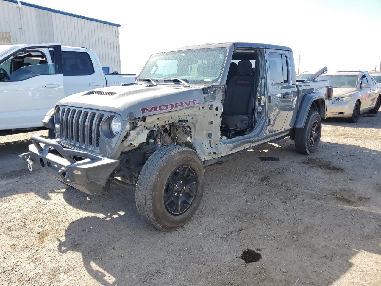 2021 Jeep Gladiator Mojave for Sale in Tucson, AZ - Front End