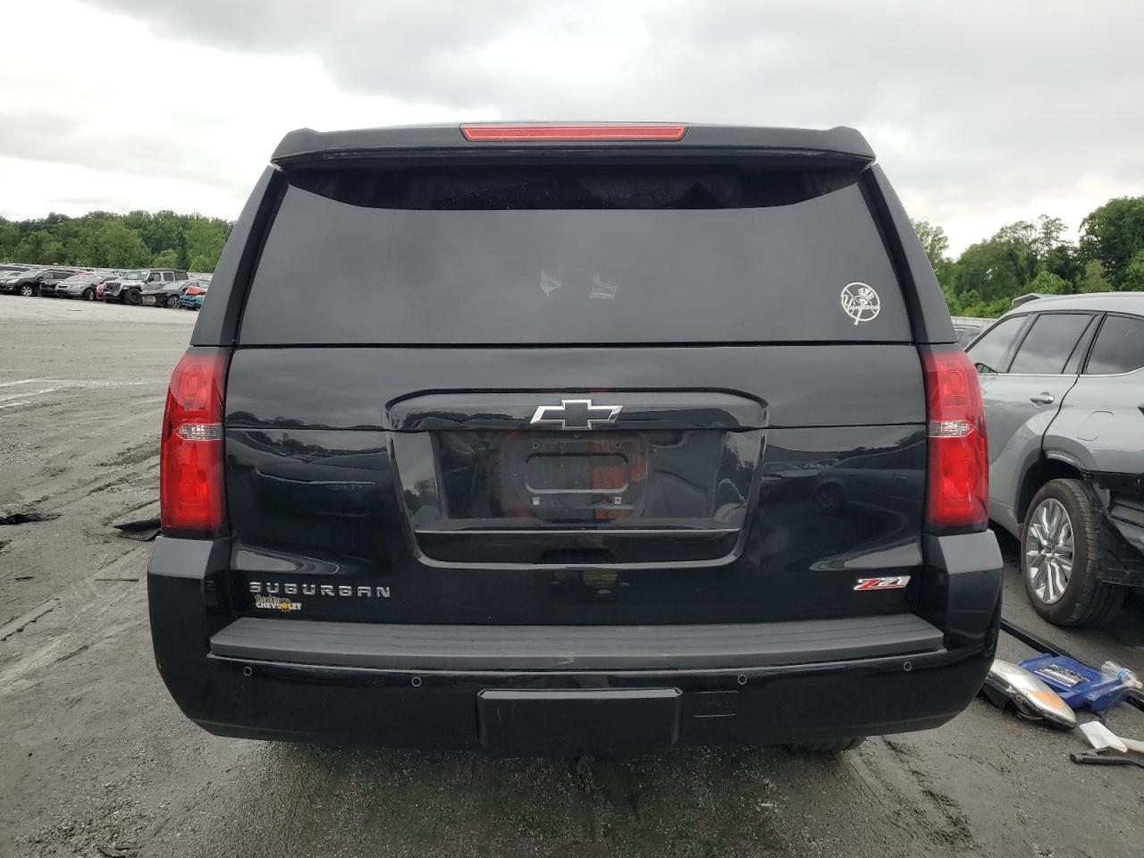 2018 Chevrolet Suburban K1500 Lt VIN: 1GNSKHKC8JR286936 Lot: 58503235