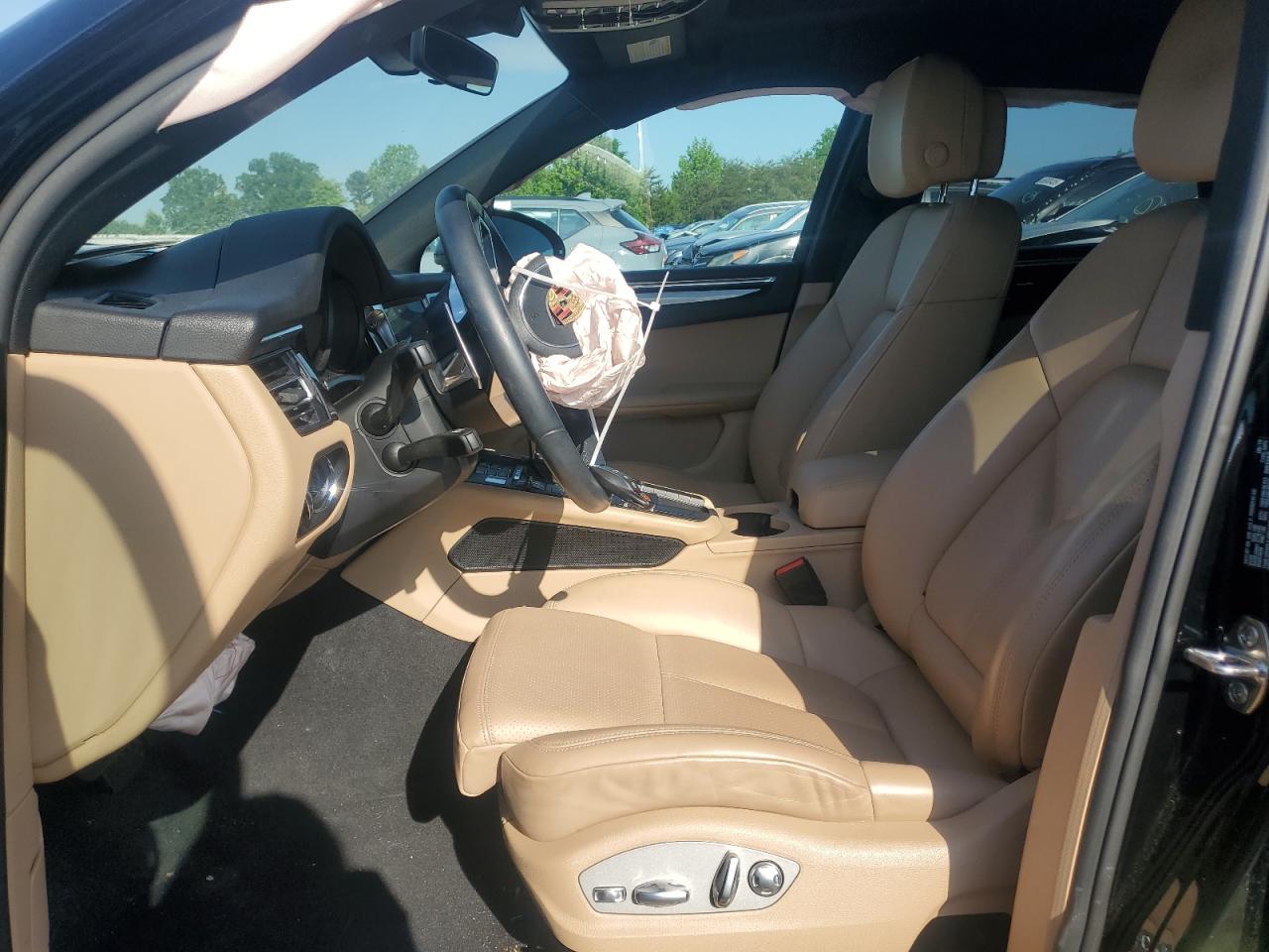 2020 Porsche Macan VIN: WP1AA2A56LLB01665 Lot: 55923165