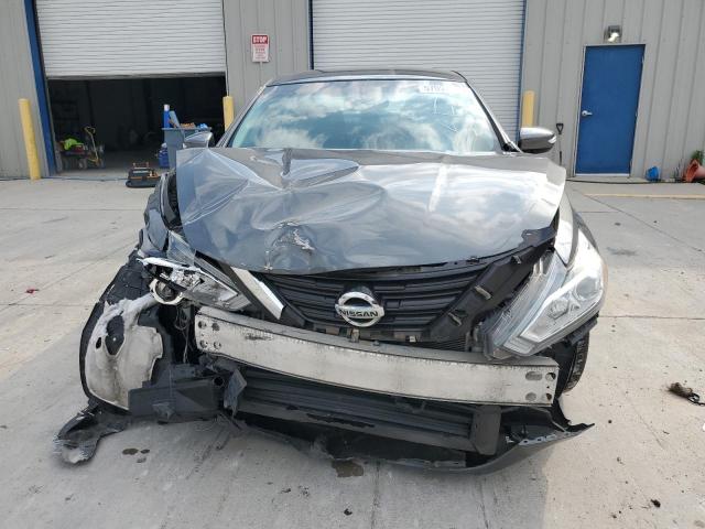  NISSAN ALTIMA 2018 Вугільний