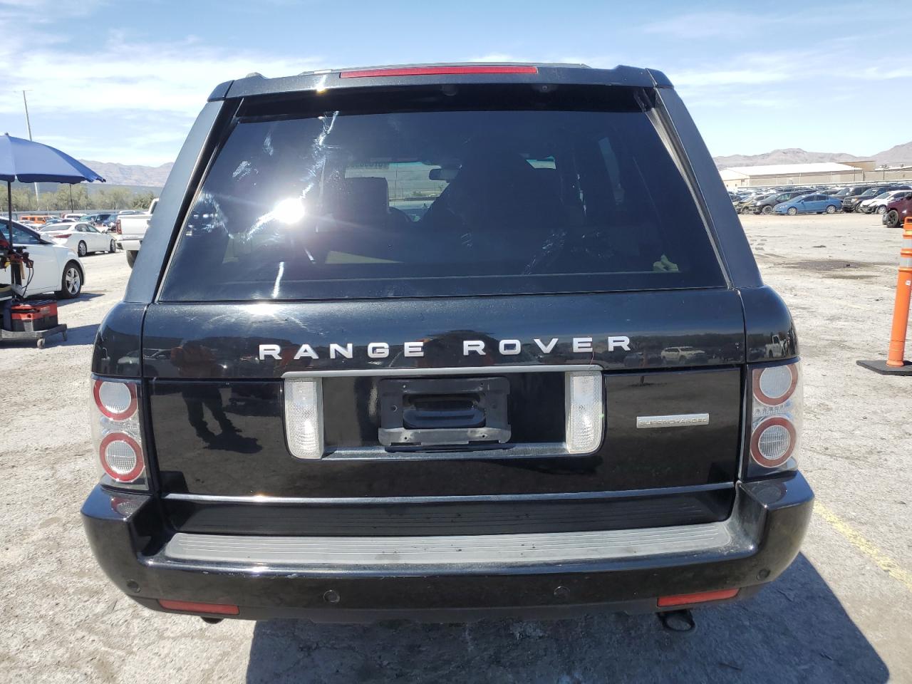 2011 Land Rover Range Rover Hse Luxury VIN: SALMF1E47BA354668 Lot: 57890905