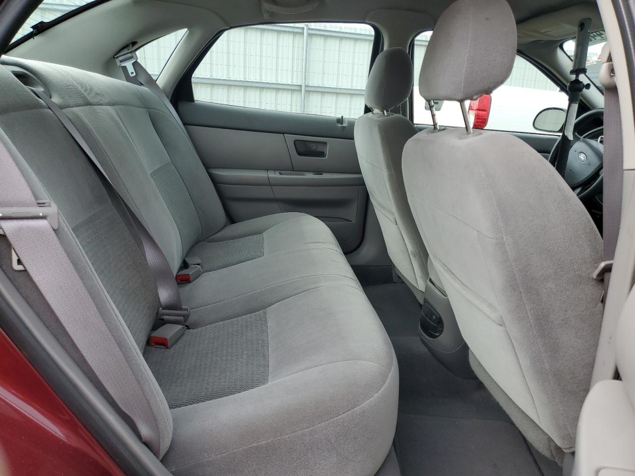2005 Ford Taurus Se VIN: 1FAFP53U95A300614 Lot: 56672445