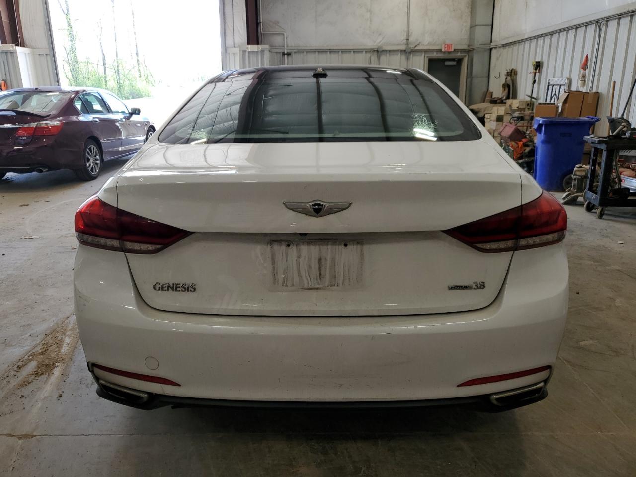 2016 Hyundai Genesis 3.8L VIN: KMHGN4JE2GU115389 Lot: 57040005
