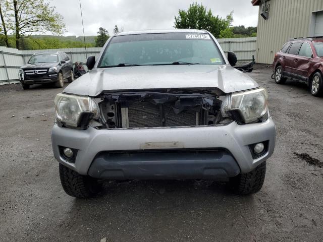 TOYOTA TACOMA 2014 Серебристый
