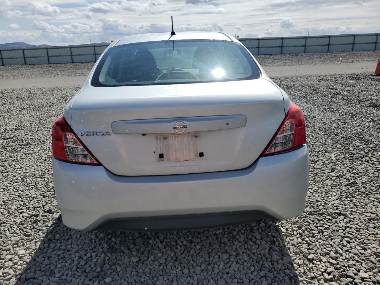 2019 Nissan Versa S VIN: 3N1CN7AP8KL814828 Lot: 56728965