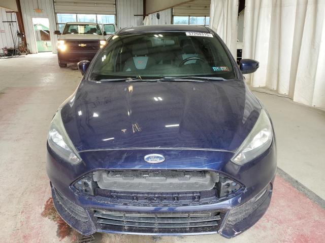 Hatchbacks FORD FOCUS 2016 Granatowy