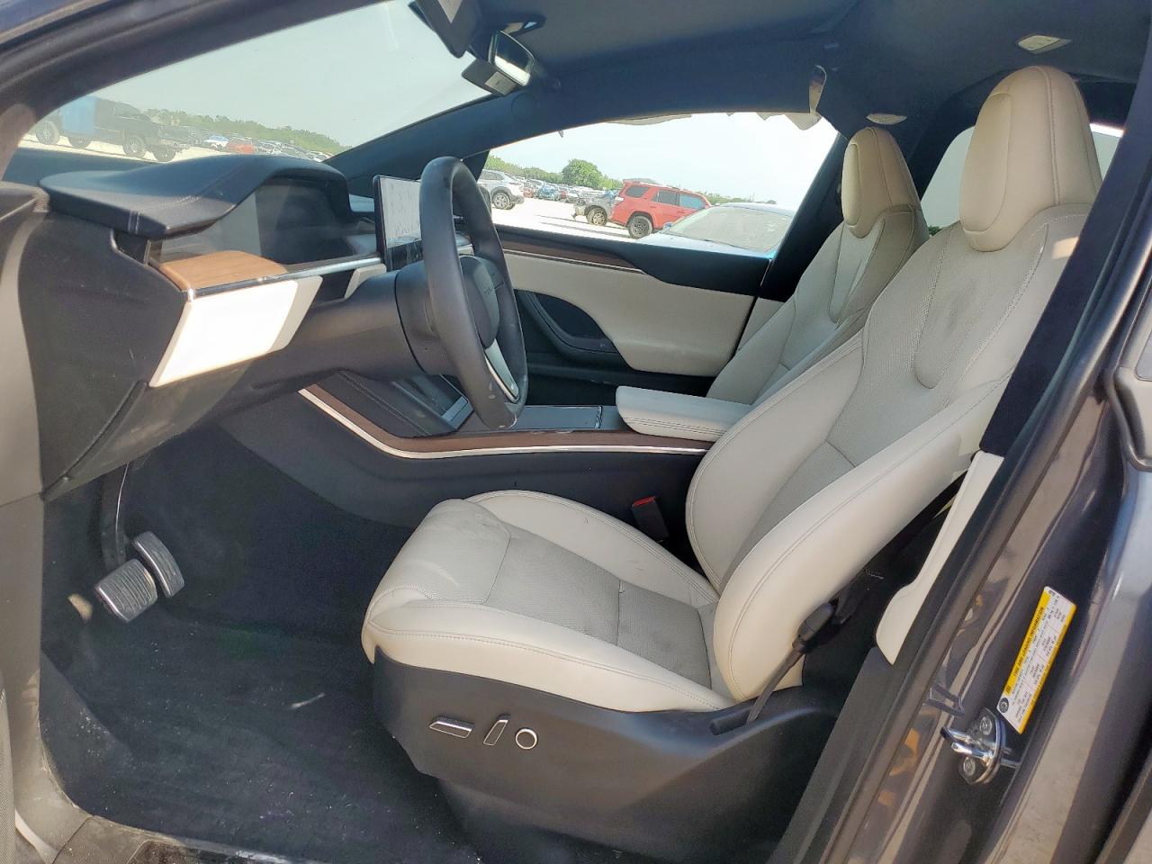 2023 Tesla Model X VIN: 7SAXCBE5XPF402192 Lot: 58039075