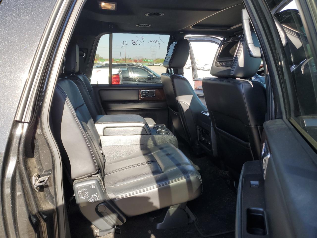 2015 Lincoln Navigator L VIN: 5LMJJ3HT9FEJ07036 Lot: 56004585