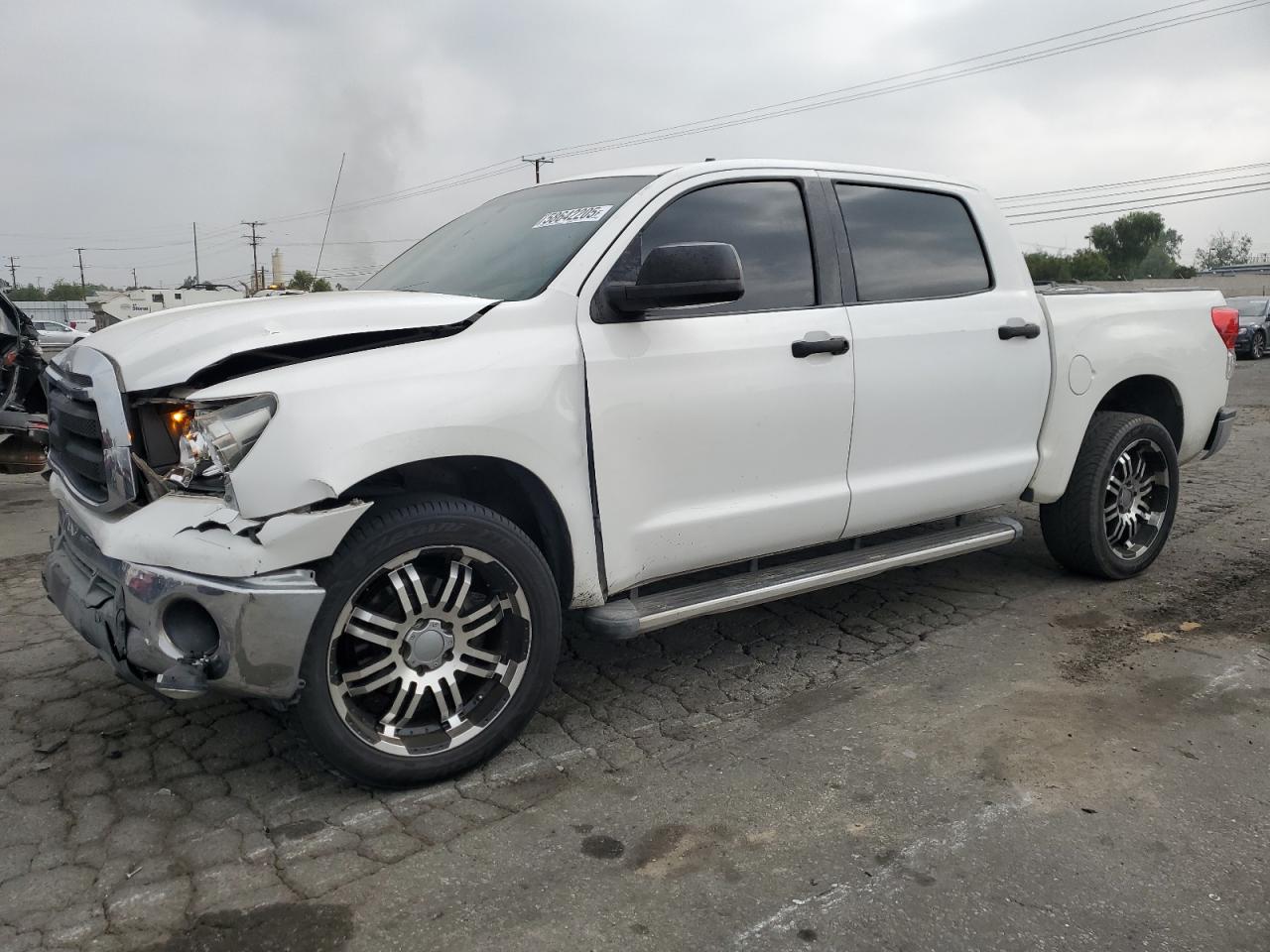 2011 Toyota Tundra Crewmax Sr5 for Sale in Colton, CA - Front End