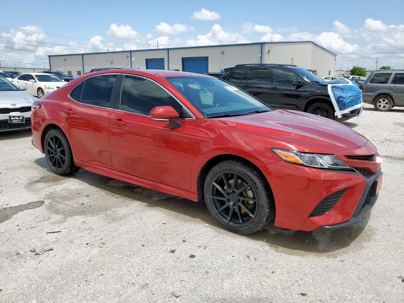  TOYOTA CAMRY 2020 Красный