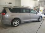 2017 Chrysler Pacifica Touring L Plus للبيع في Columbia، MO - Front End
