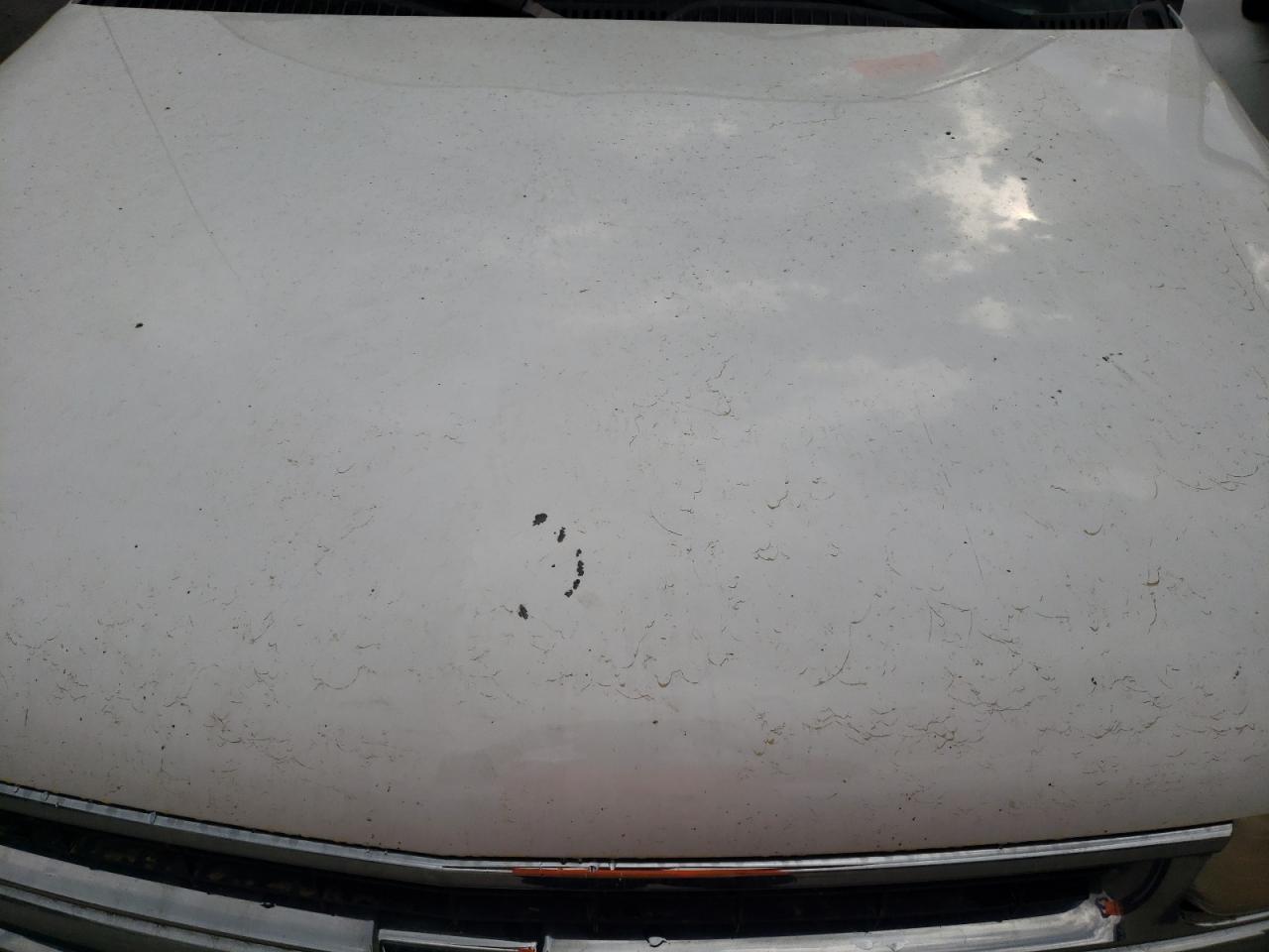 2001 Chevrolet Suburban C1500 VIN: 3GNEC16T41G152291 Lot: 93324015