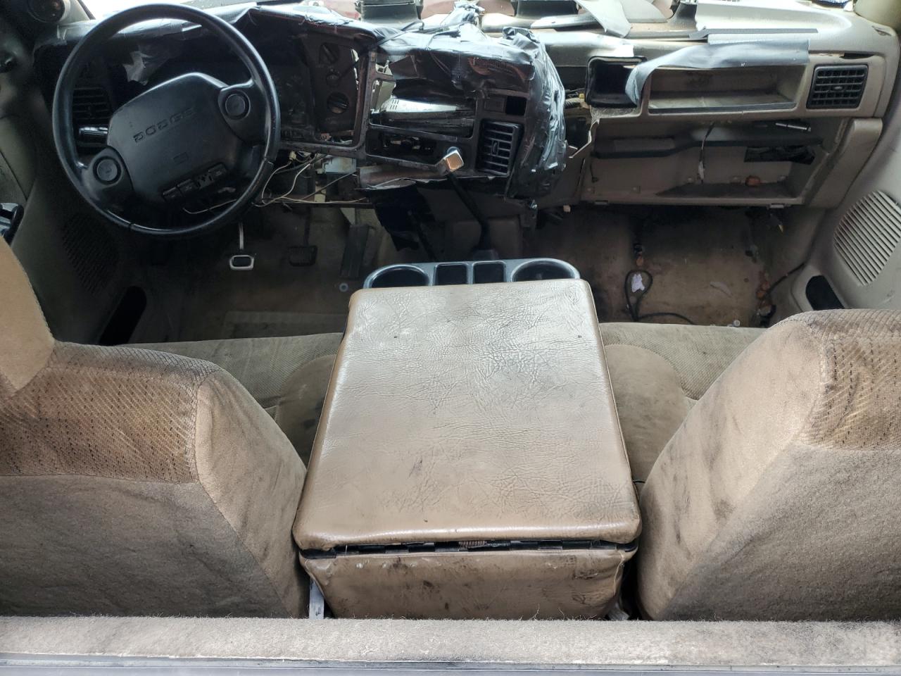 1995 Dodge Ram 2500 VIN: 1B7KF26C4SS181678 Lot: 56703415