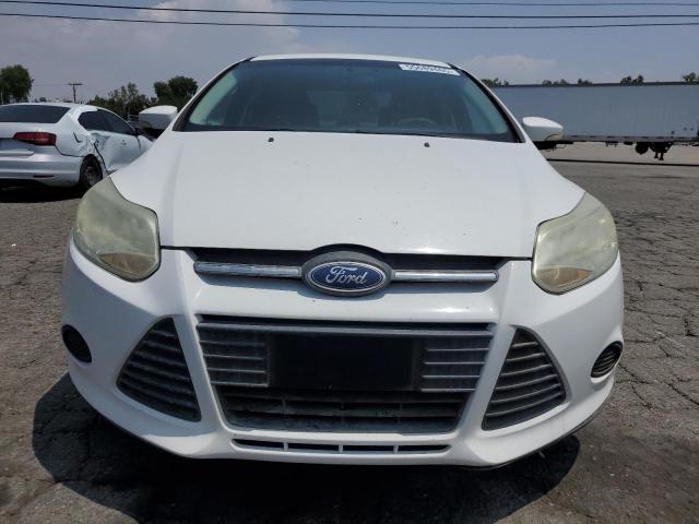  FORD FOCUS 2014 Белы