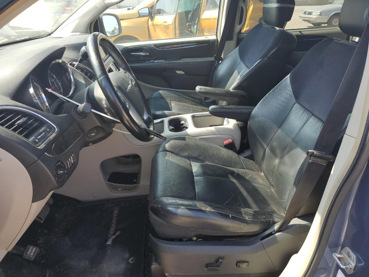2011 Chrysler Town & Country Limited VIN: 2A4RR6DG4BR799940 Lot: 56749805