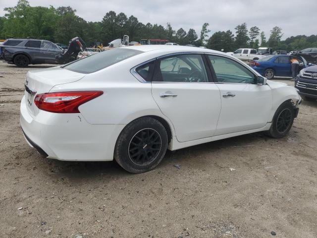  NISSAN ALTIMA 2017 Biały