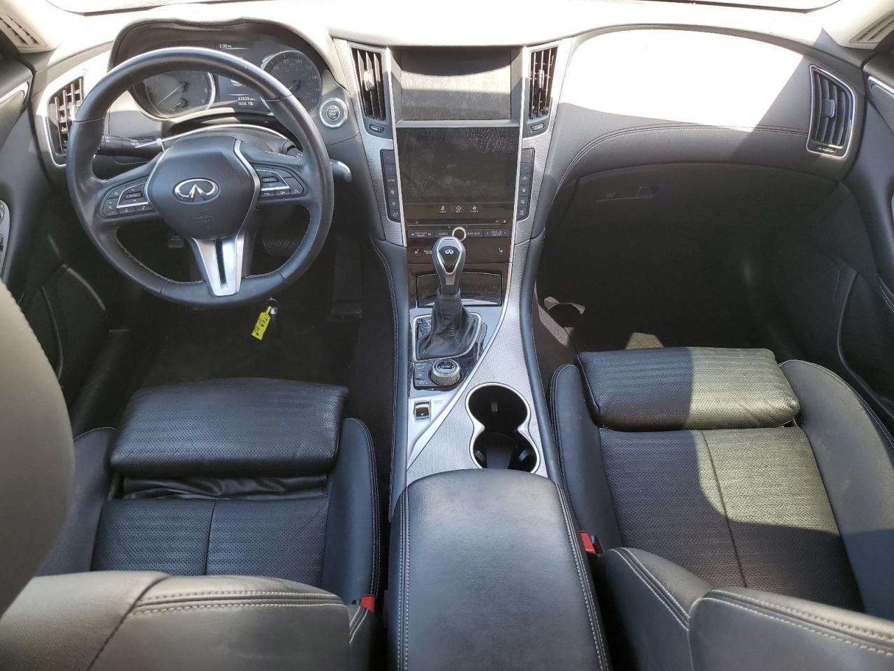 2019 Infiniti Q50 Luxe VIN: JN1EV7AR6KM592290 Lot: 56526505