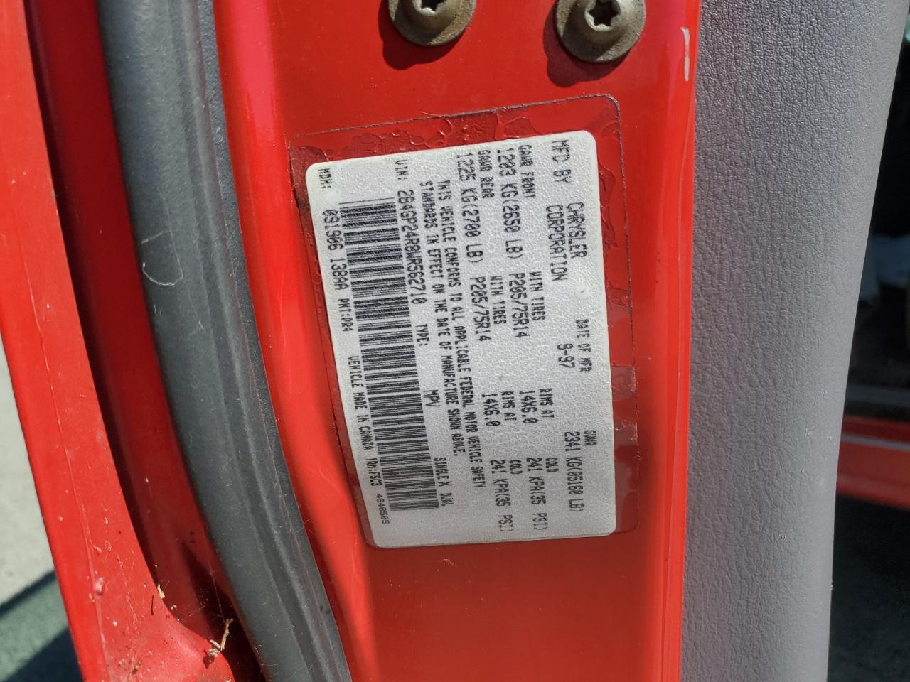1998 Dodge Grand Caravan VIN: 2B4GP24R8WR562710 Lot: 58224485