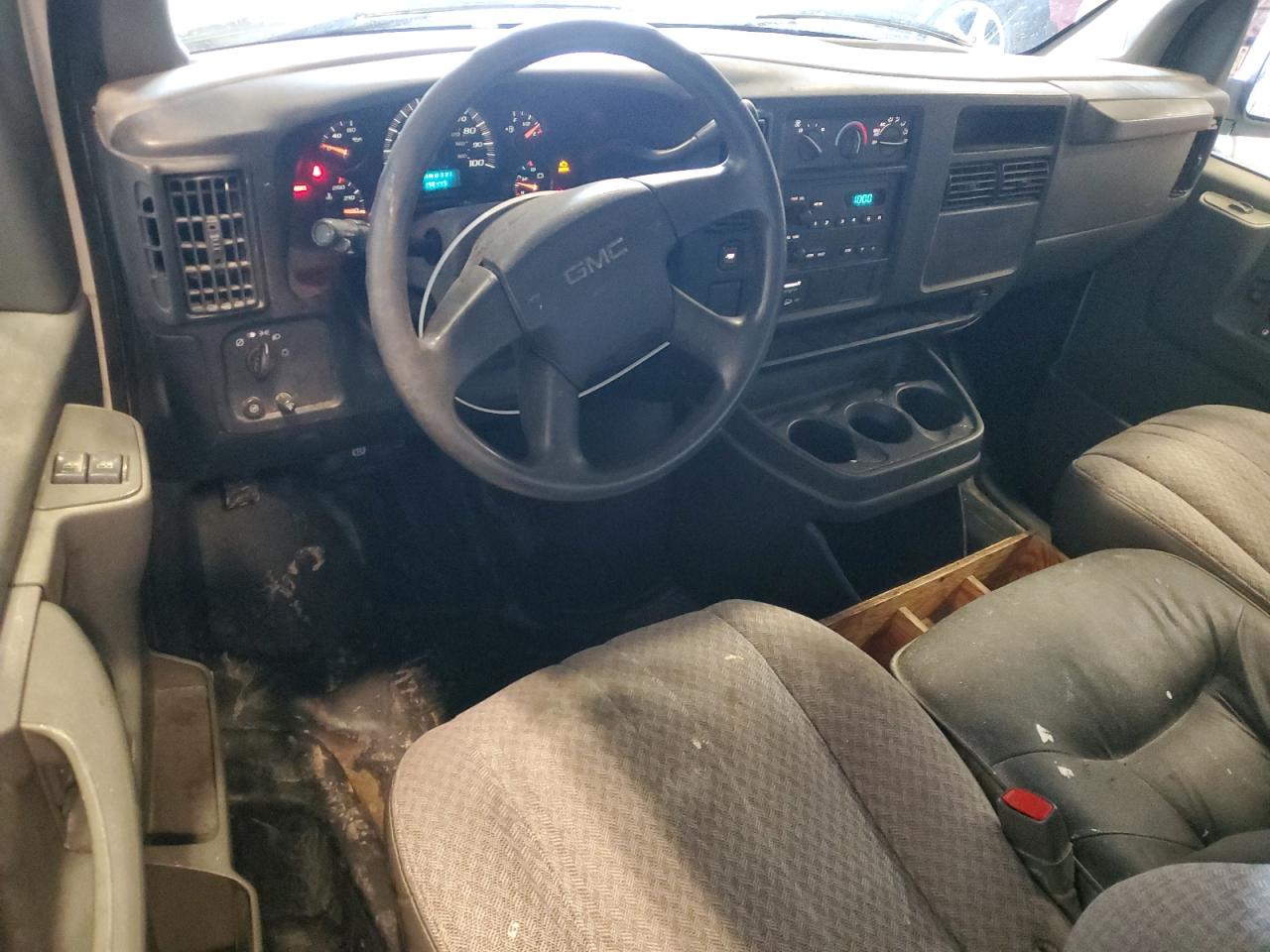 2004 GMC Savana G2500 VIN: 1GTGG25V641900072 Lot: 57496055