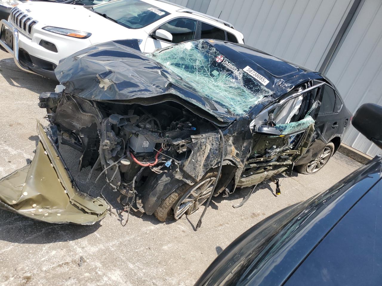 2014 Toyota Avalon Base zu verkaufen in Lexington, KY - All Over