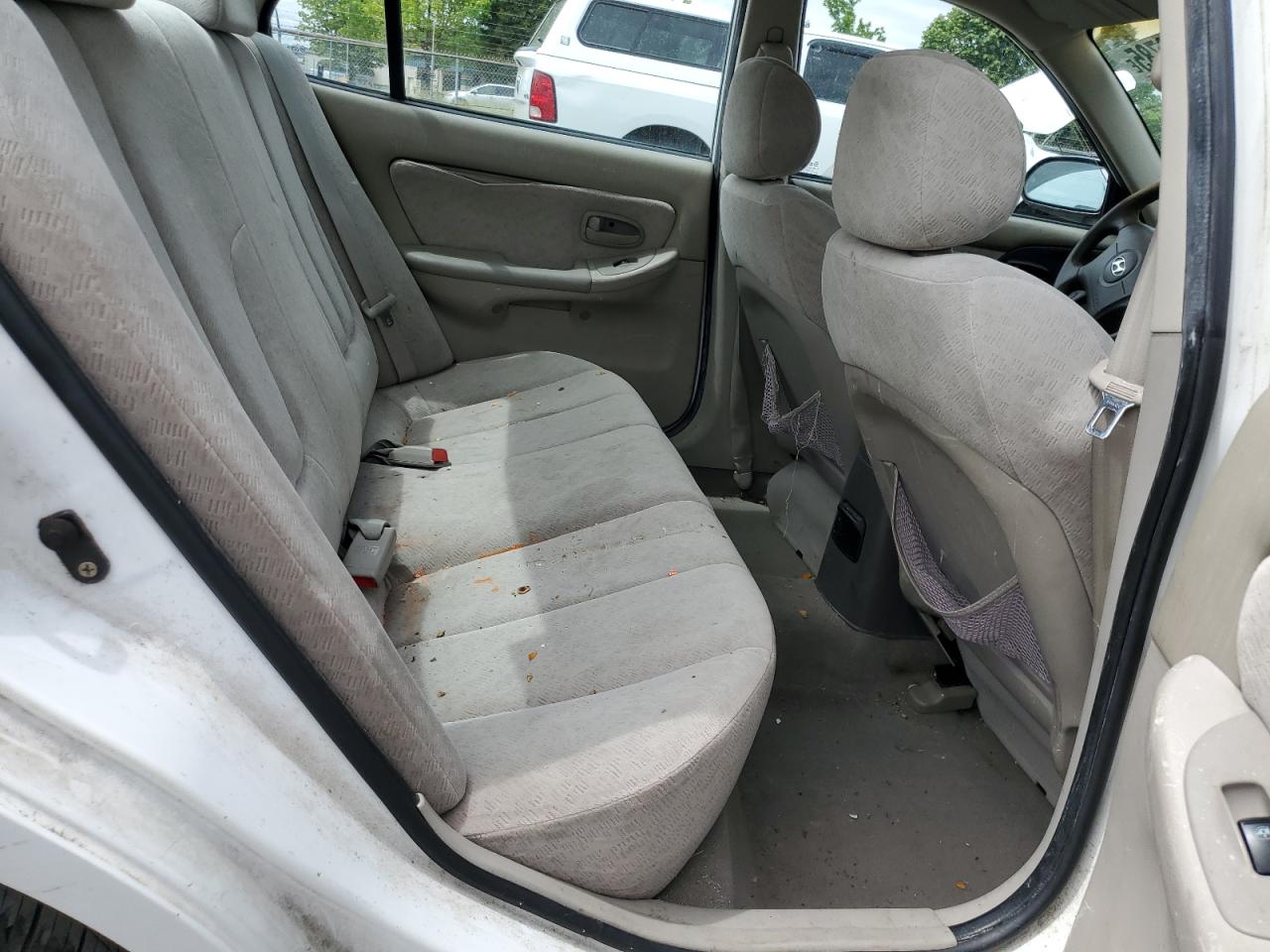 2004 Hyundai Elantra Gls VIN: KMHDN46D84U800172 Lot: 57239785