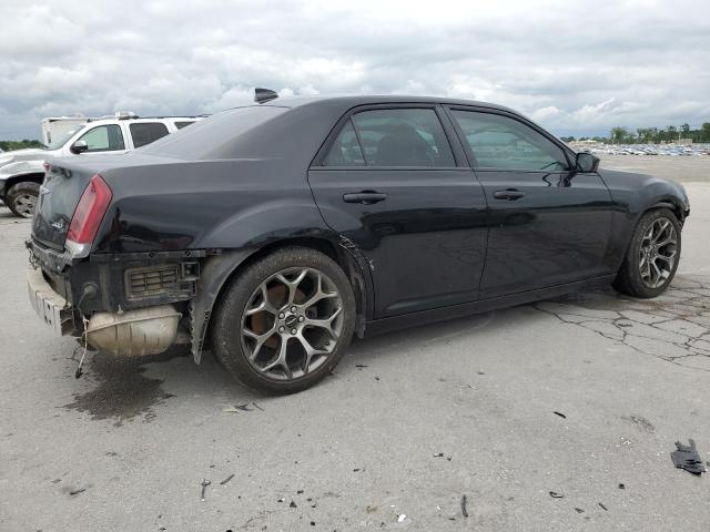 CHRYSLER 300 2018 Czarny