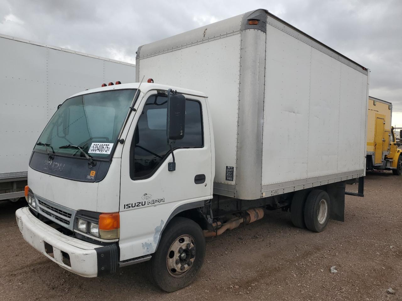 2000 Isuzu Npr for Sale in Phoenix, AZ - Rear End