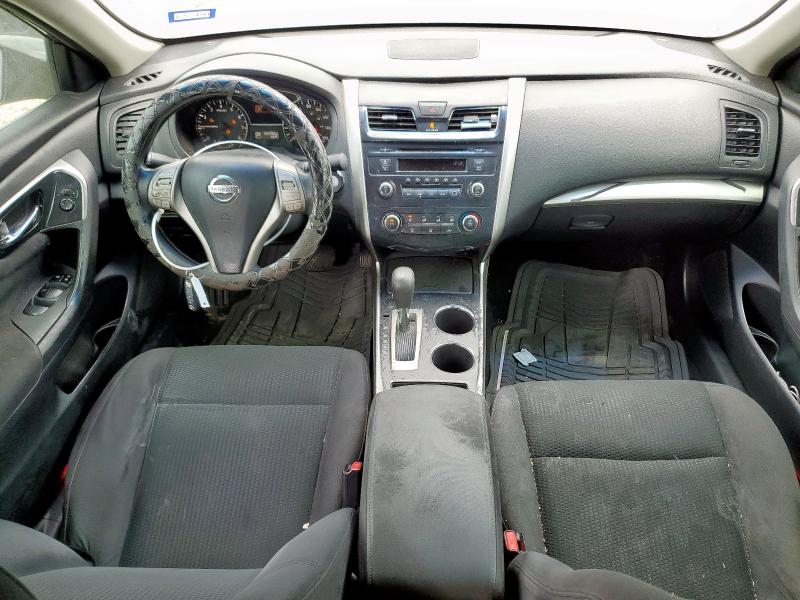 Sedans NISSAN ALTIMA 2014 Czarny