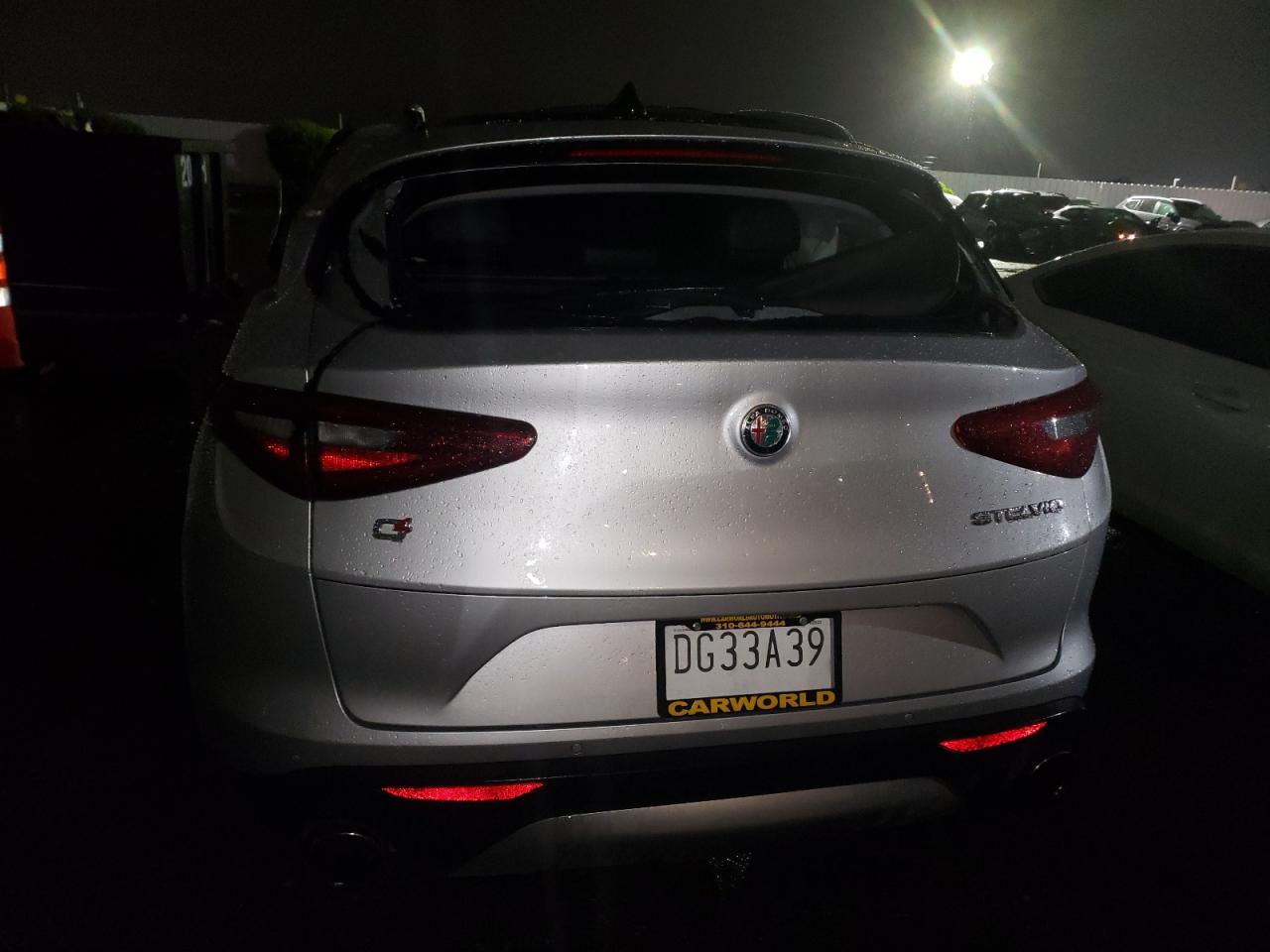 2018 Alfa Romeo Stelvio Ti VIN: 896766 Lot: 56077105