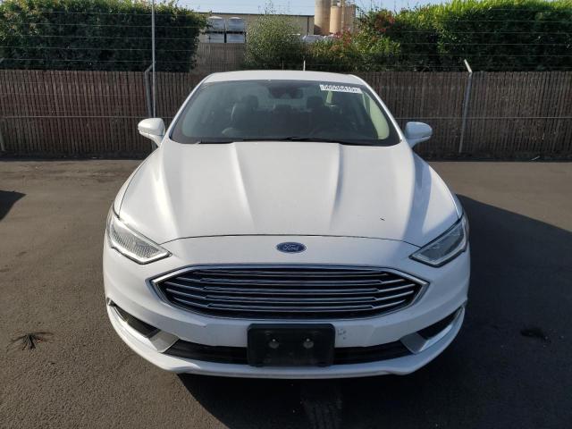  FORD FUSION 2018 Белый