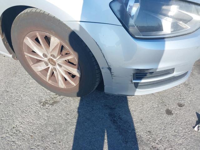 2014 VOLKSWAGEN GOLF BLUEMOTION
