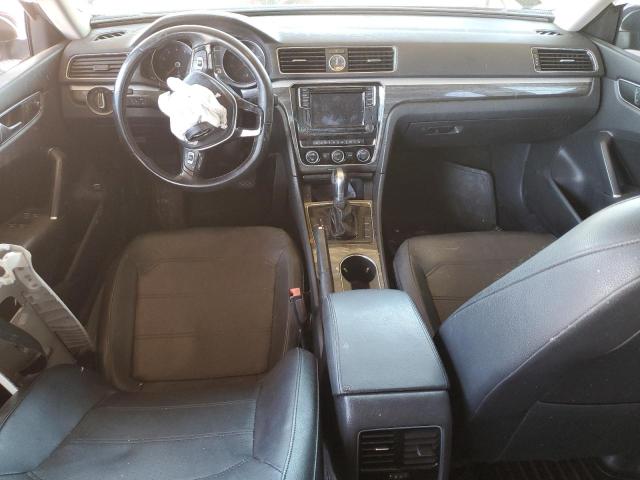  VOLKSWAGEN PASSAT 2016 Чорний