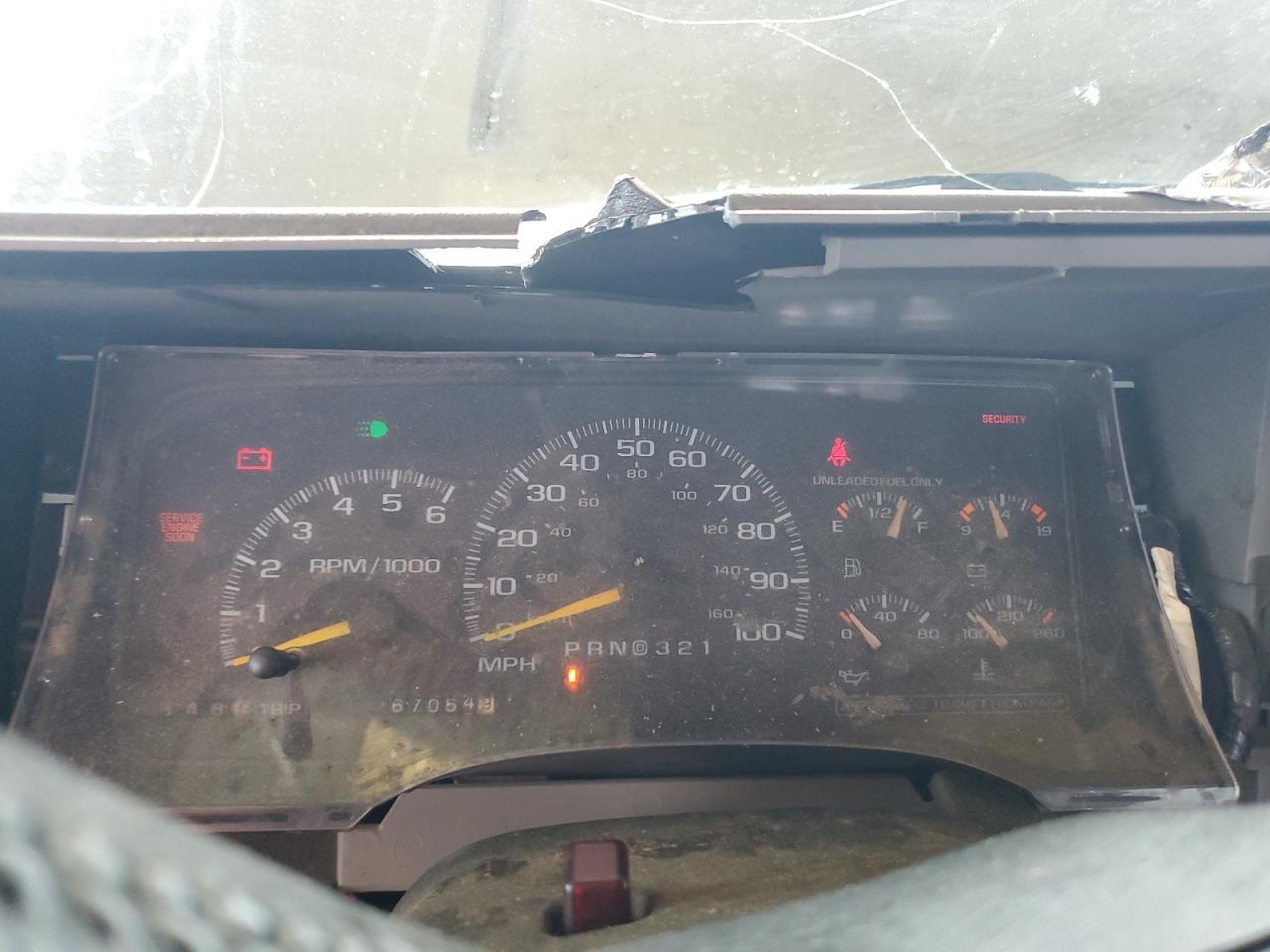 1999 Chevrolet Suburban C1500 VIN: 3GNEC16R1XG164265 Lot: 58345065