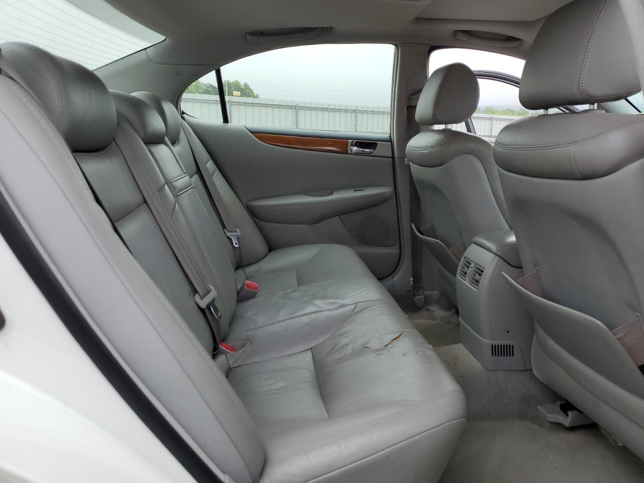 2005 Lexus Es 330 VIN: JTHBA30G655115957 Lot: 56173685