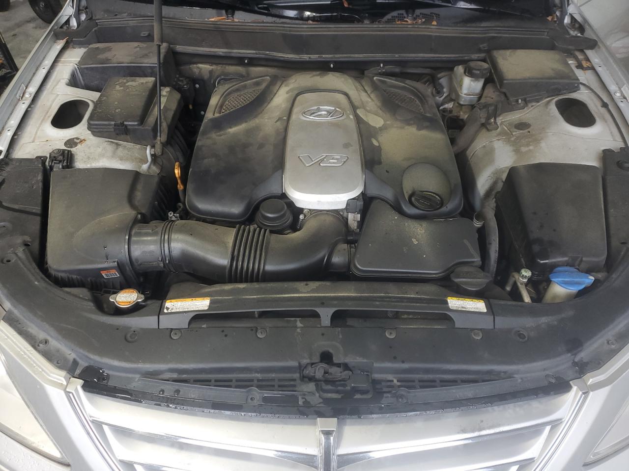 2010 Hyundai Genesis 4.6L VIN: KMHGC4DF2AU094772 Lot: 58389225