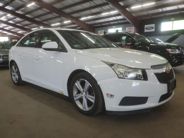 Sedans CHEVROLET CRUZE 2012 Biały