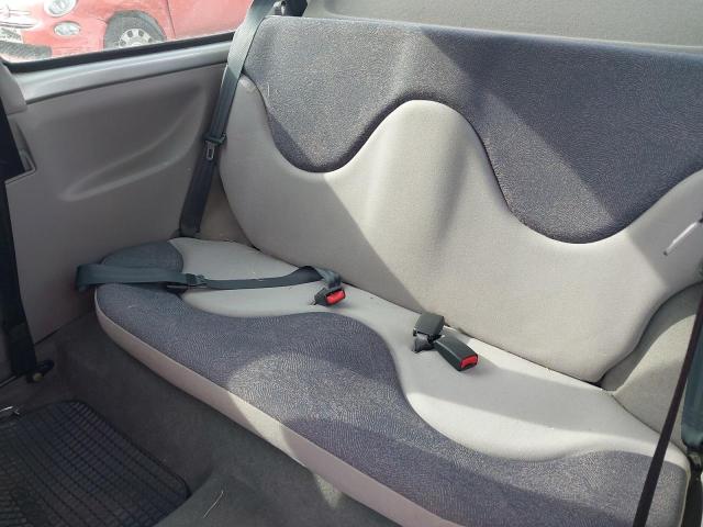 2000 NISSAN MICRA S