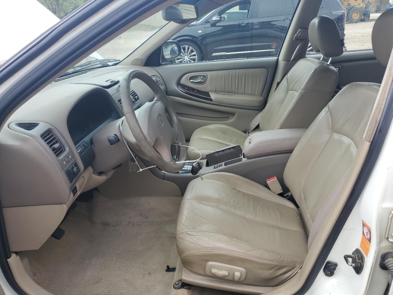 2000 Infiniti I30 VIN: JNKCA31A5YT109145 Lot: 56912745