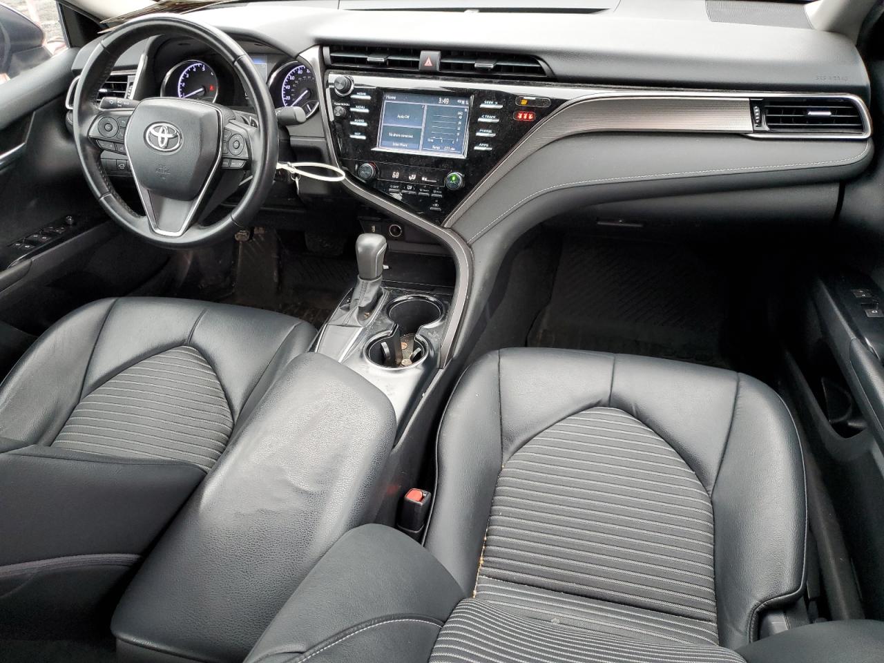2019 Toyota Camry L VIN: 4T1B11HK4KU736822 Lot: 56543305