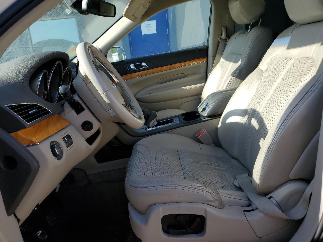 2011 Lincoln Mkt VIN: 2LMHJ5ATXBBJ51192 Lot: 55723995