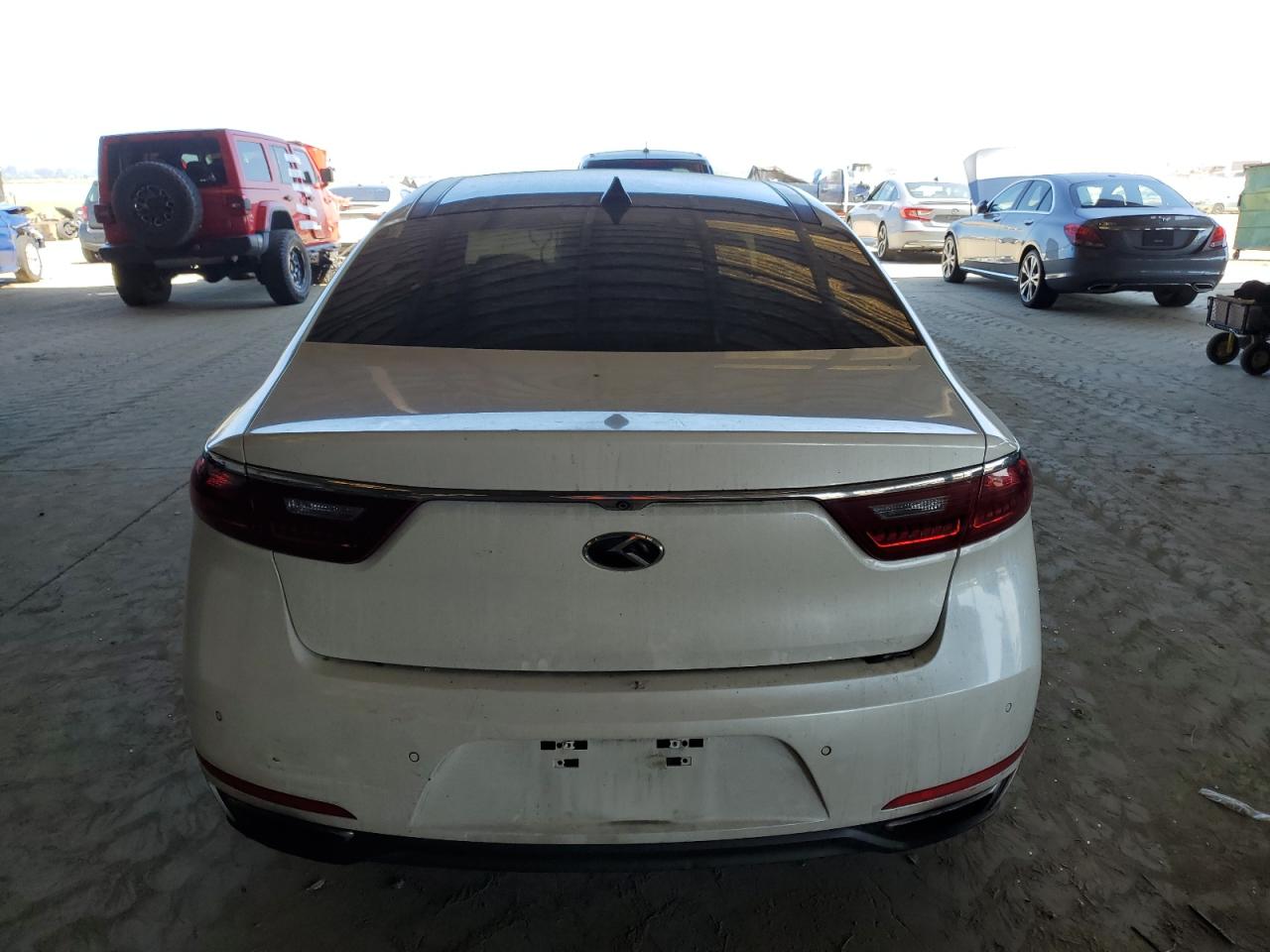 2017 Kia Cadenza Premium VIN: KNALC4J10H5090166 Lot: 57651355