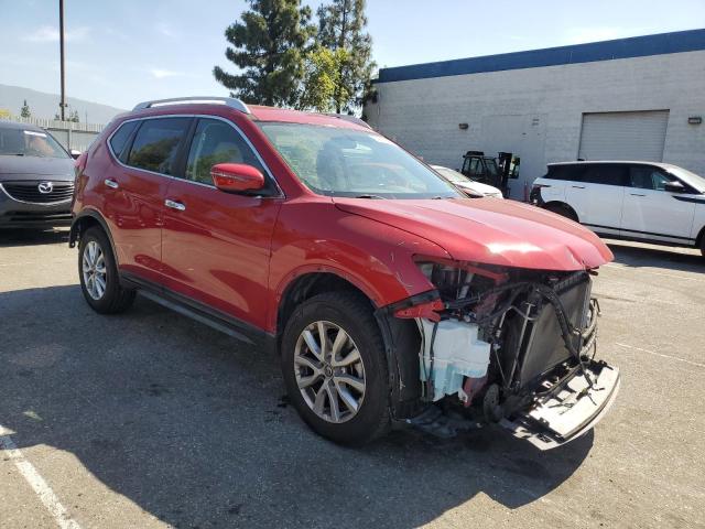  NISSAN ROGUE 2017 Красный