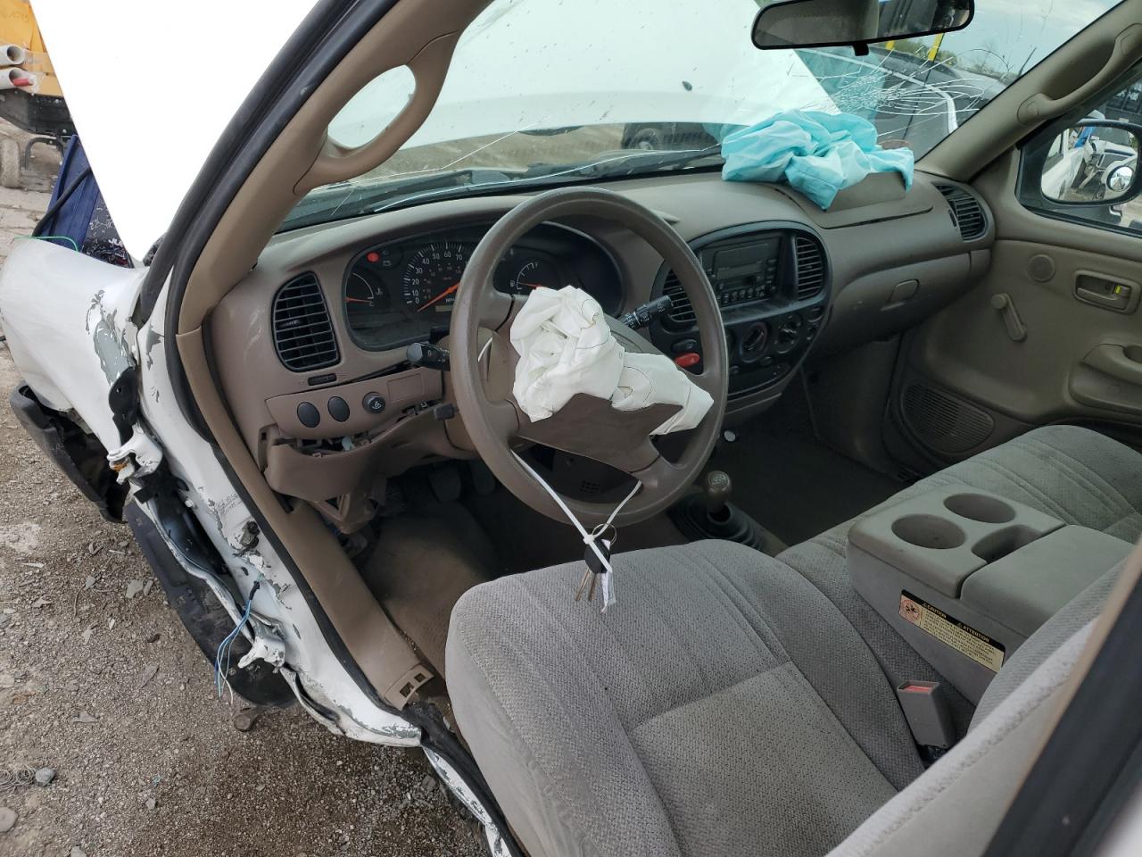 2000 Toyota Tundra VIN: 5TBJN3215YS035907 Lot: 55167095