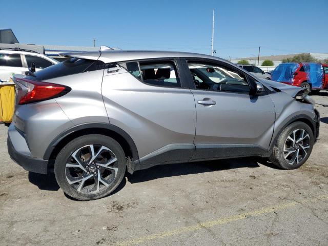  TOYOTA C-HR 2018 Srebrny