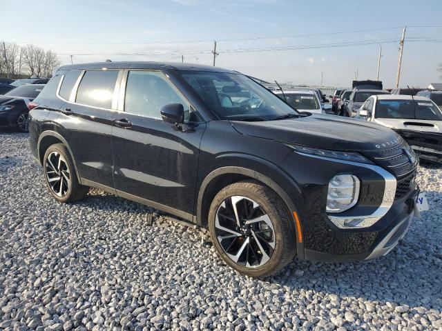  MITSUBISHI OUTLANDER 2023 Чорний