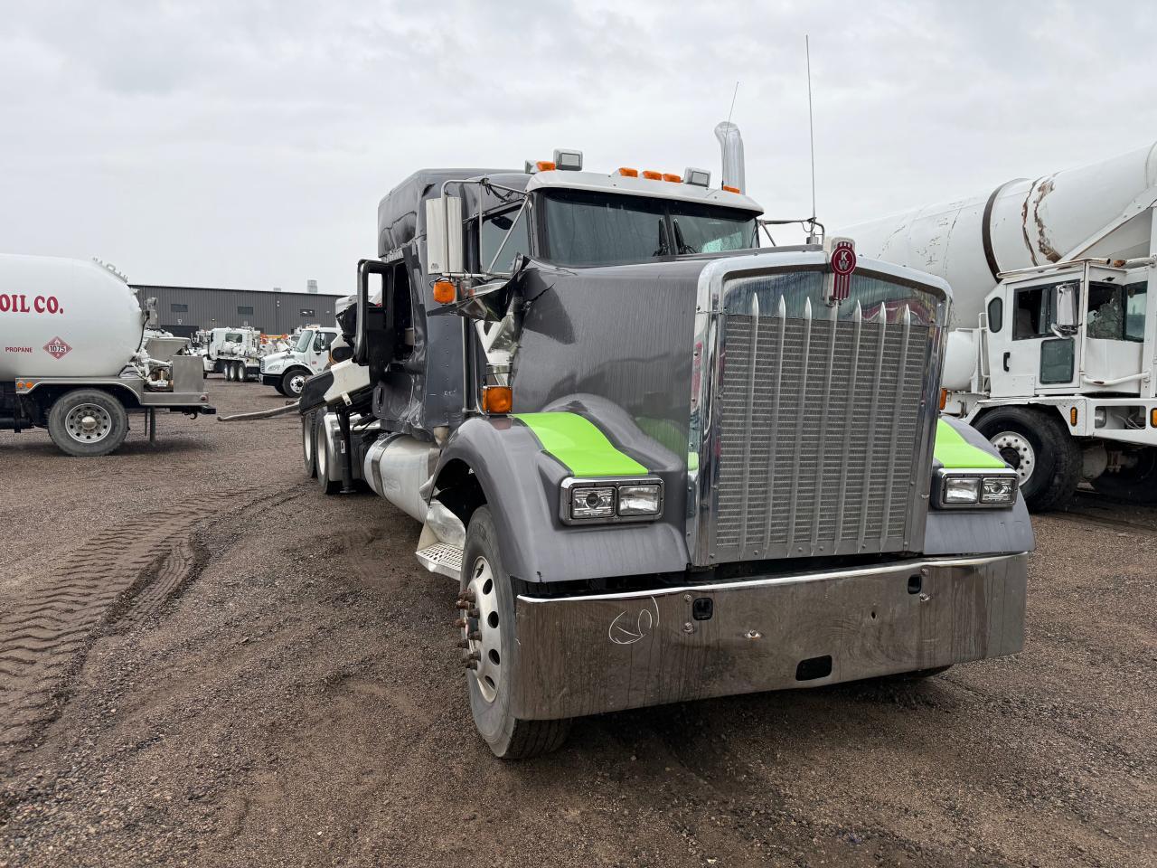 2020 Kenworth Construction W900 en Venta en Avon, MN - Side